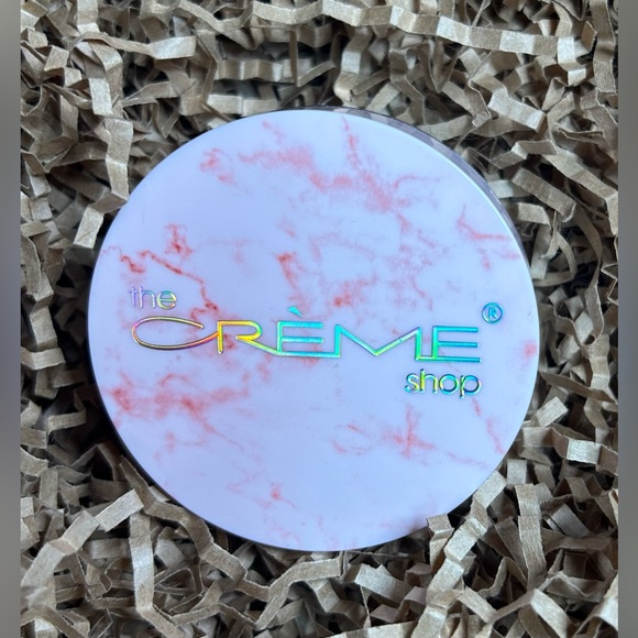 The Crème Shop
Rose Quartz Illuminating Powder - Picture 2 of 14